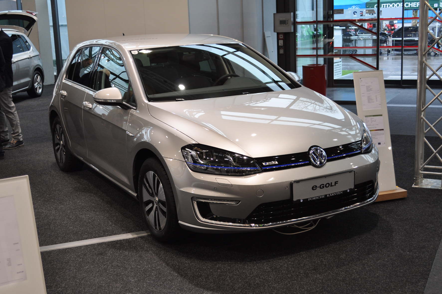 Der VW e-GOLF ist tatsächlich ein vollwertiges Auto und bietet noch dazu viel Komfort.